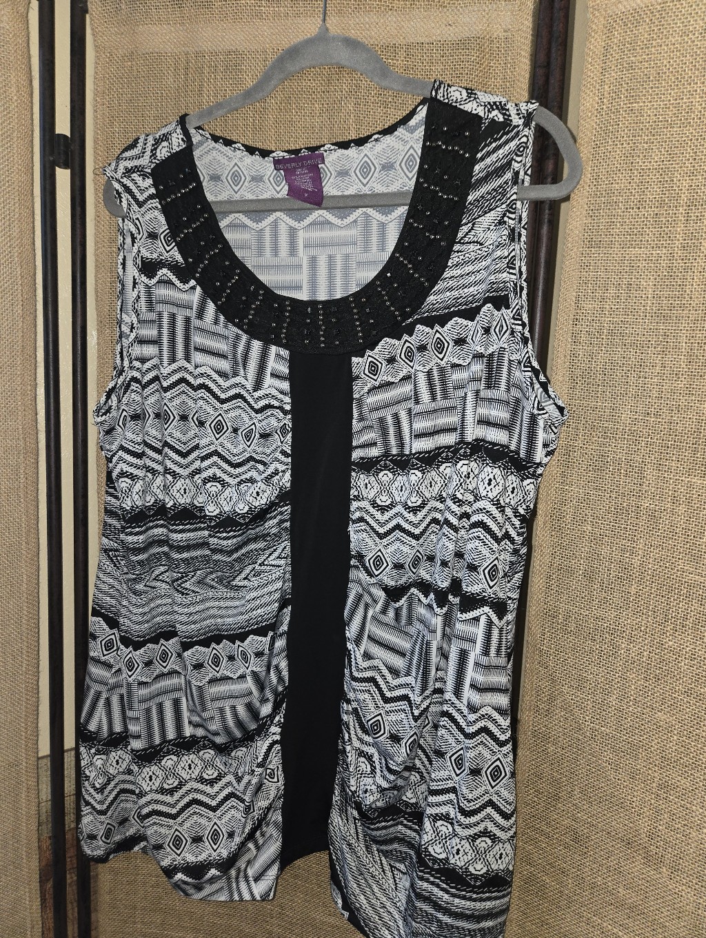 Women's Beverly Drive Black & White Sleeveless Patterned Tunic Beaded 1x